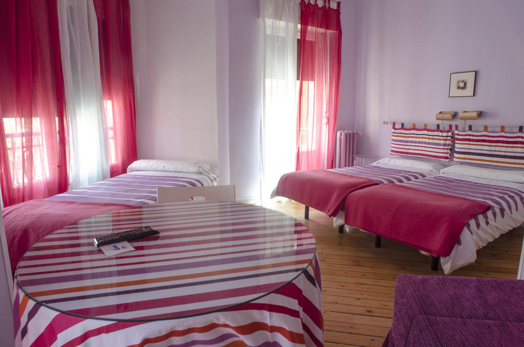 לאון Pension Blanca B&B חדר תמונה